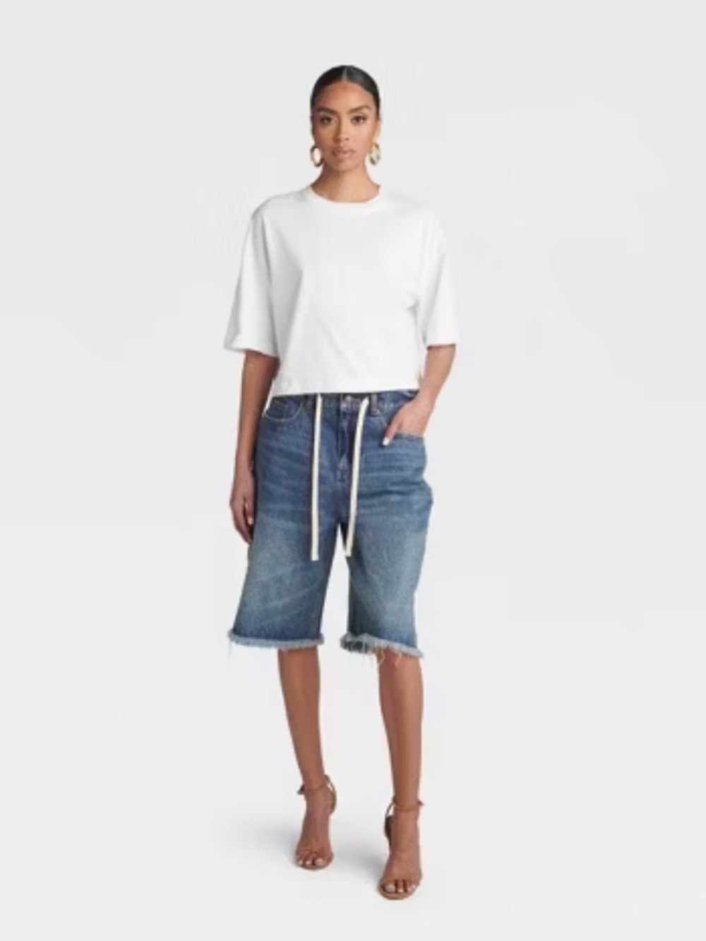 NWT: KBB by Kahlana Dark Wash Barrel Leg Shorts